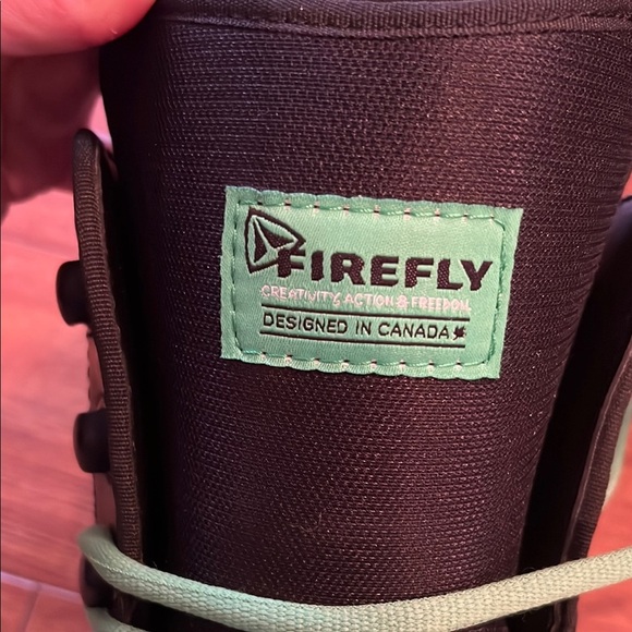 Firefly Kids Snow Boots - Black and Green - Picture 4 of 5